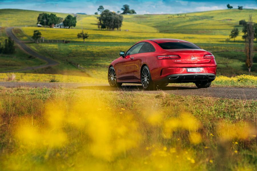  Mercedes-Benz E300 AMG Line Coupe 2017 года  (AU) (фото 38 из 40)